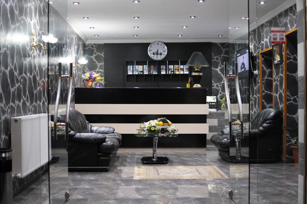 7 Baits Hotel Tbilisi Bagian luar foto