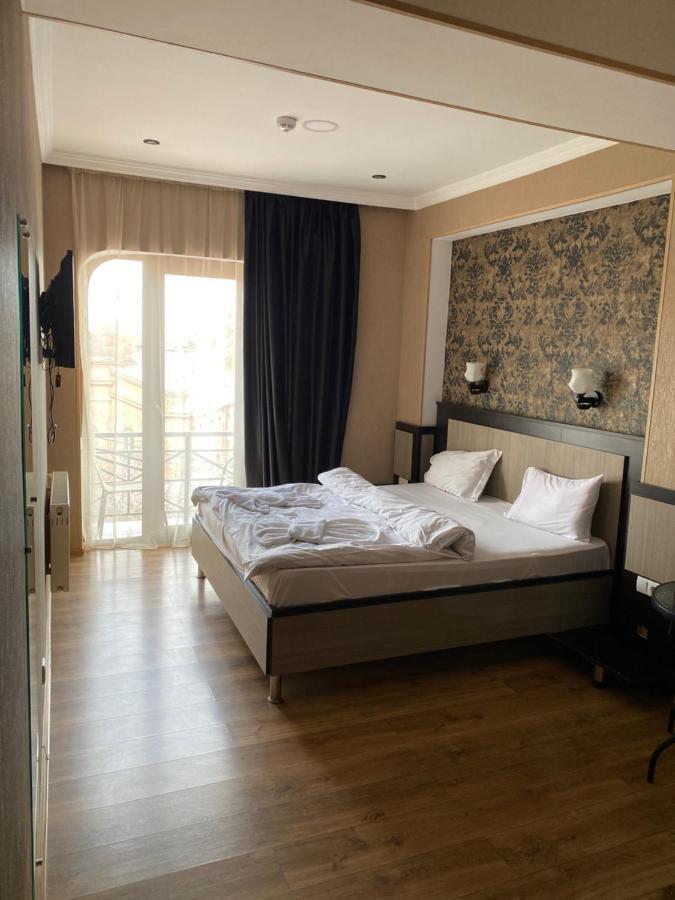 7 Baits Hotel Tbilisi Bagian luar foto