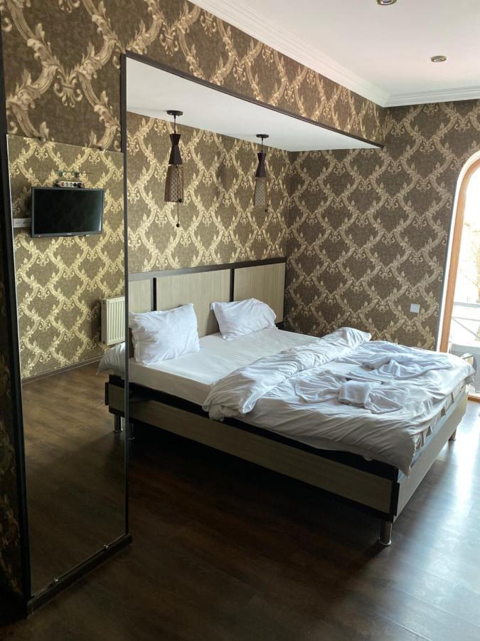 7 Baits Hotel Tbilisi Bagian luar foto
